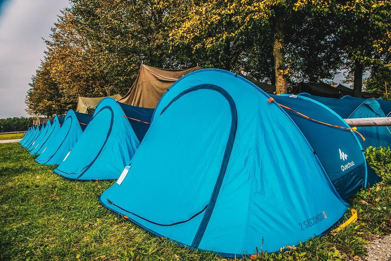 فندق Festanation Oktoberfest Camp #1 ميونيخ ألمانيا